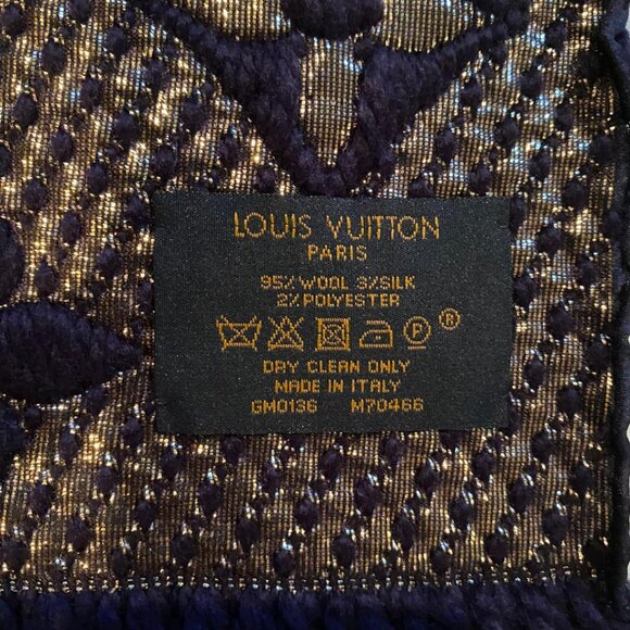 Louis Vuitton Dark Blue and Gold Monogram Logomania Shine Scarf - Picture 3 of 3